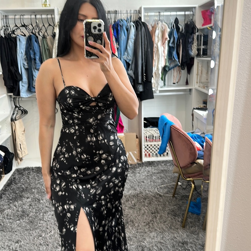 Maxi dress only worn once